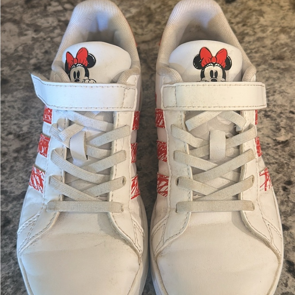 adidas Kids White Sneakers with Red Minnie Bow Detail